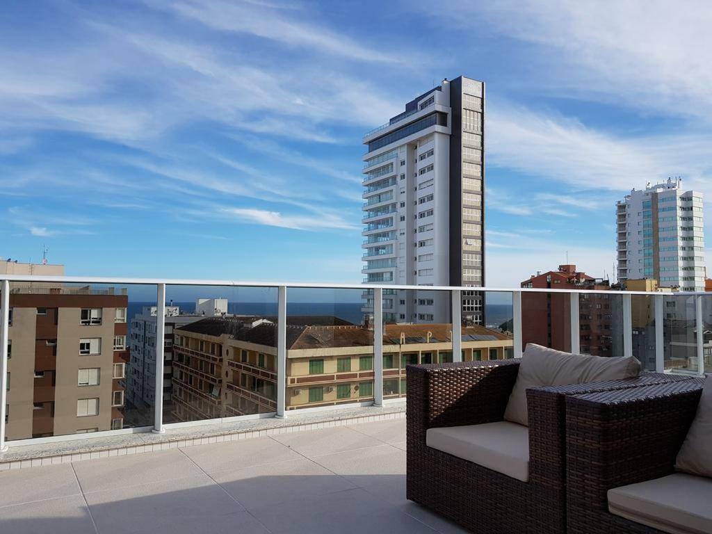 Com Piscina Apartment